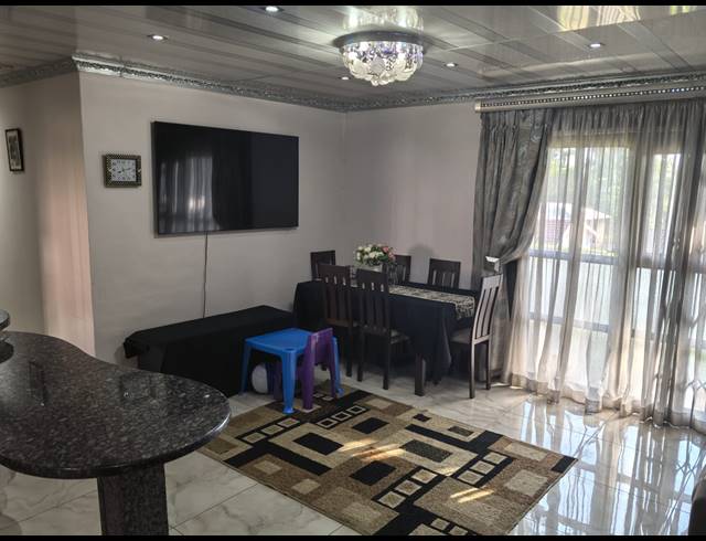 2 BEDROOM TOWNHOUSE FOR SALE IN BELLAIR